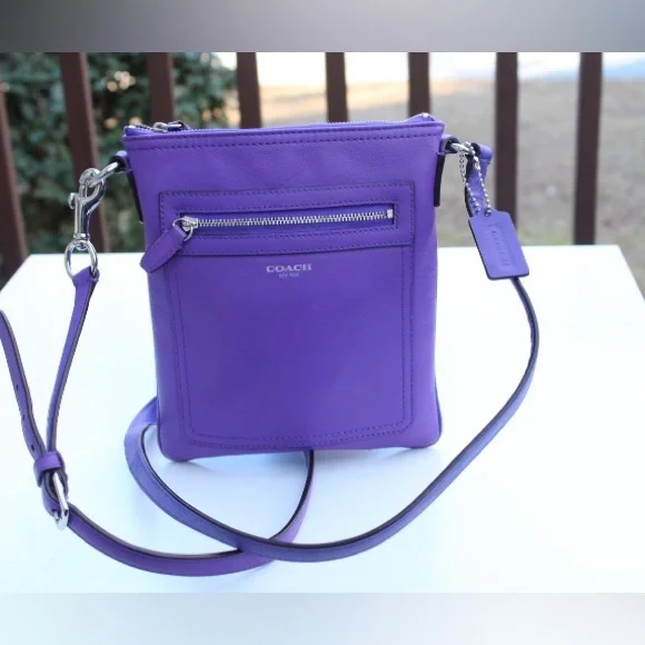 Coach Legacy cross body bag - Picture 1 of 13